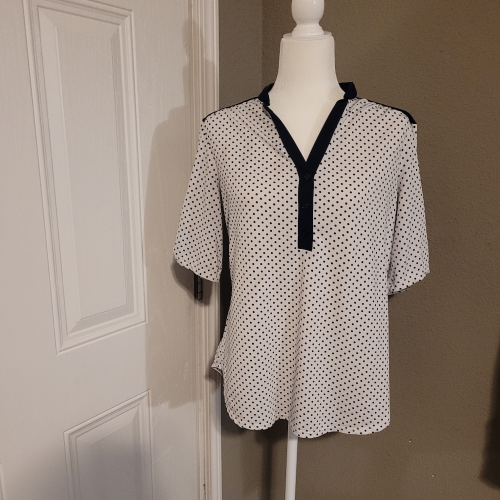 Poka Dots blouse 👚